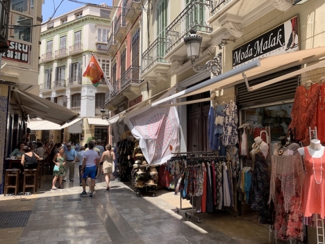 Gamla stan i Málaga samt de flesta kustkommuner i provinsen får lov att ha söndagsöppet mellan 1 juli och 15 september.